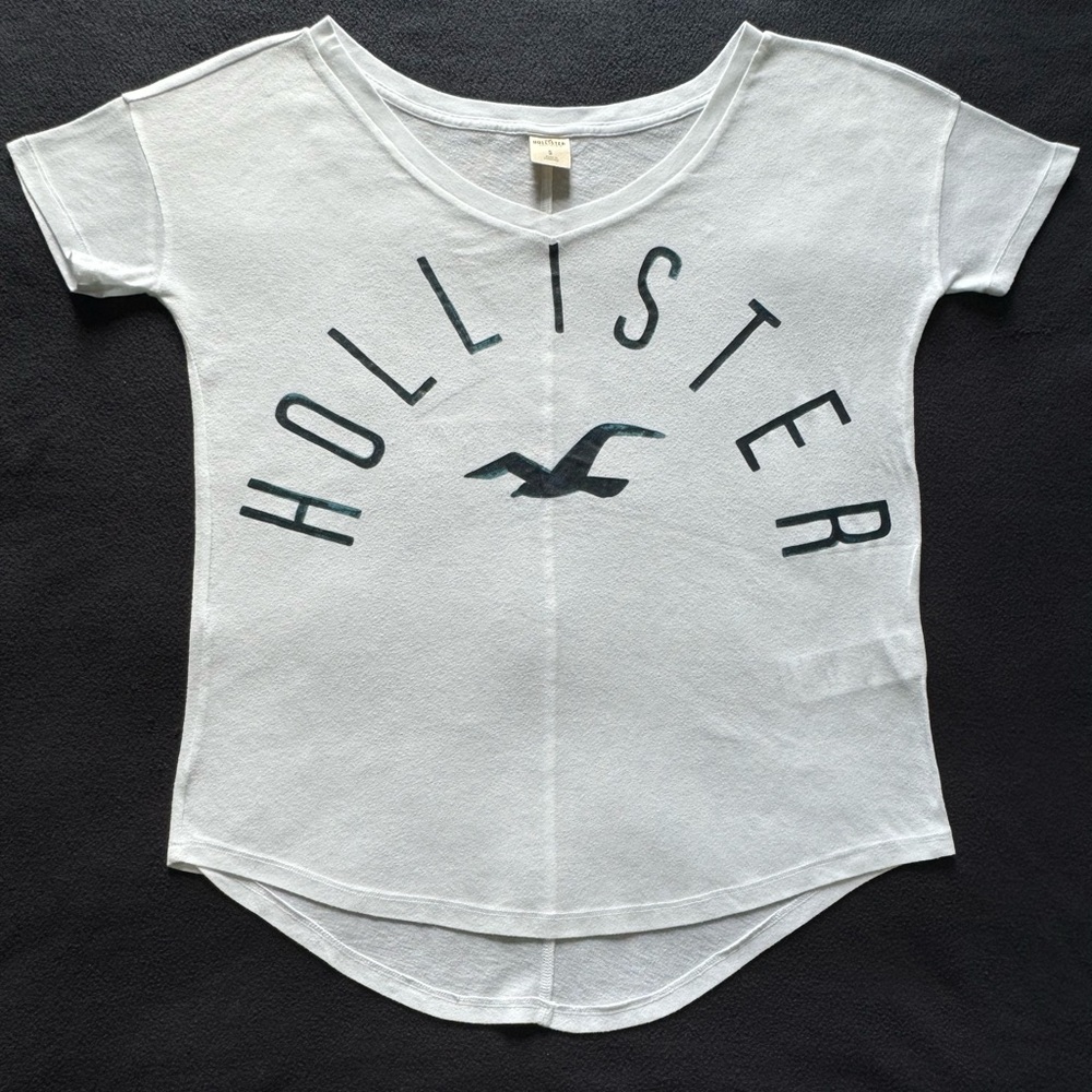 Hollister Off Shoulder TShirt Size Small